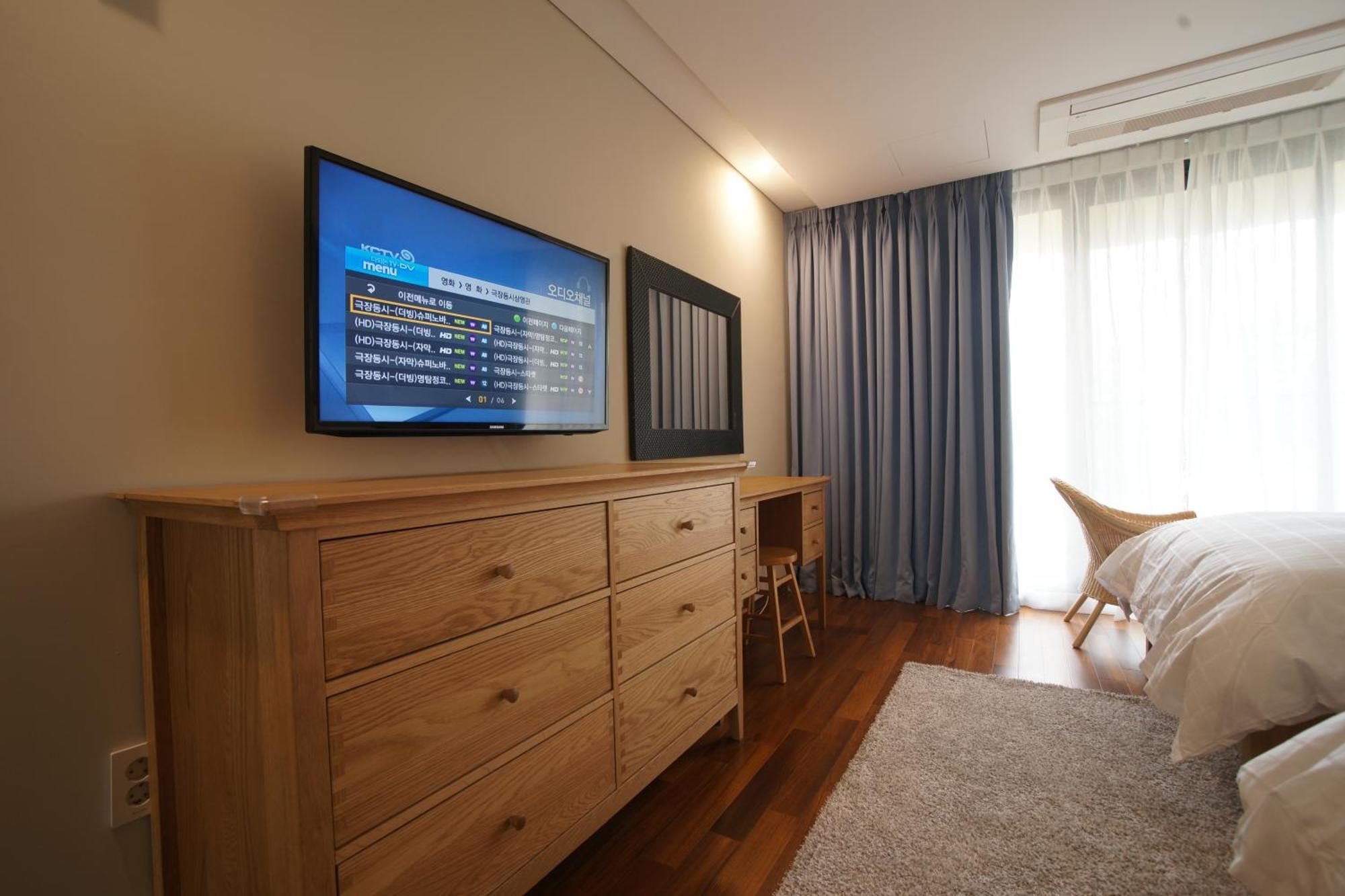 סאוגוויפו Illeinn Hotel מראה חיצוני תמונה