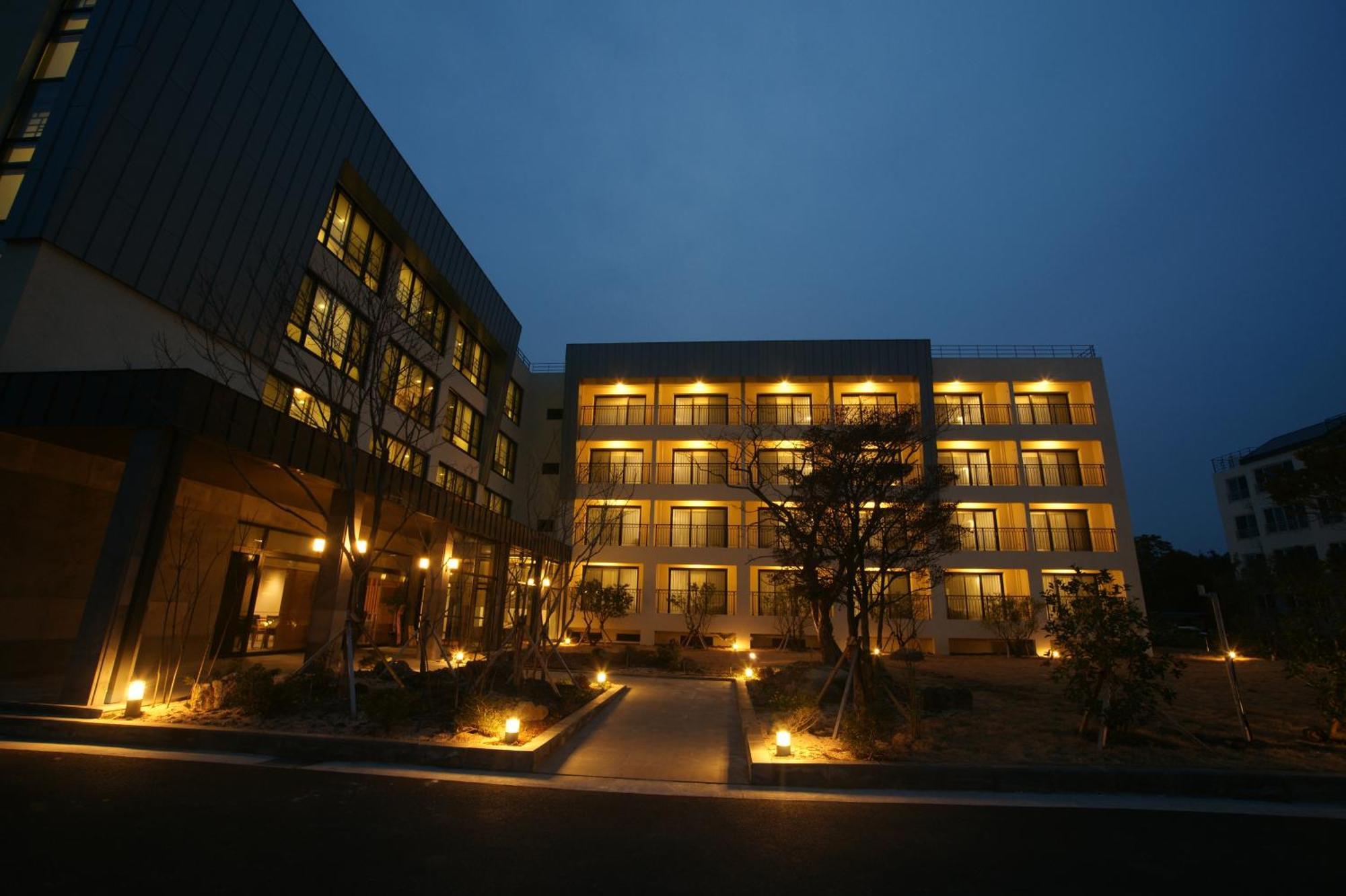 סאוגוויפו Illeinn Hotel מראה חיצוני תמונה