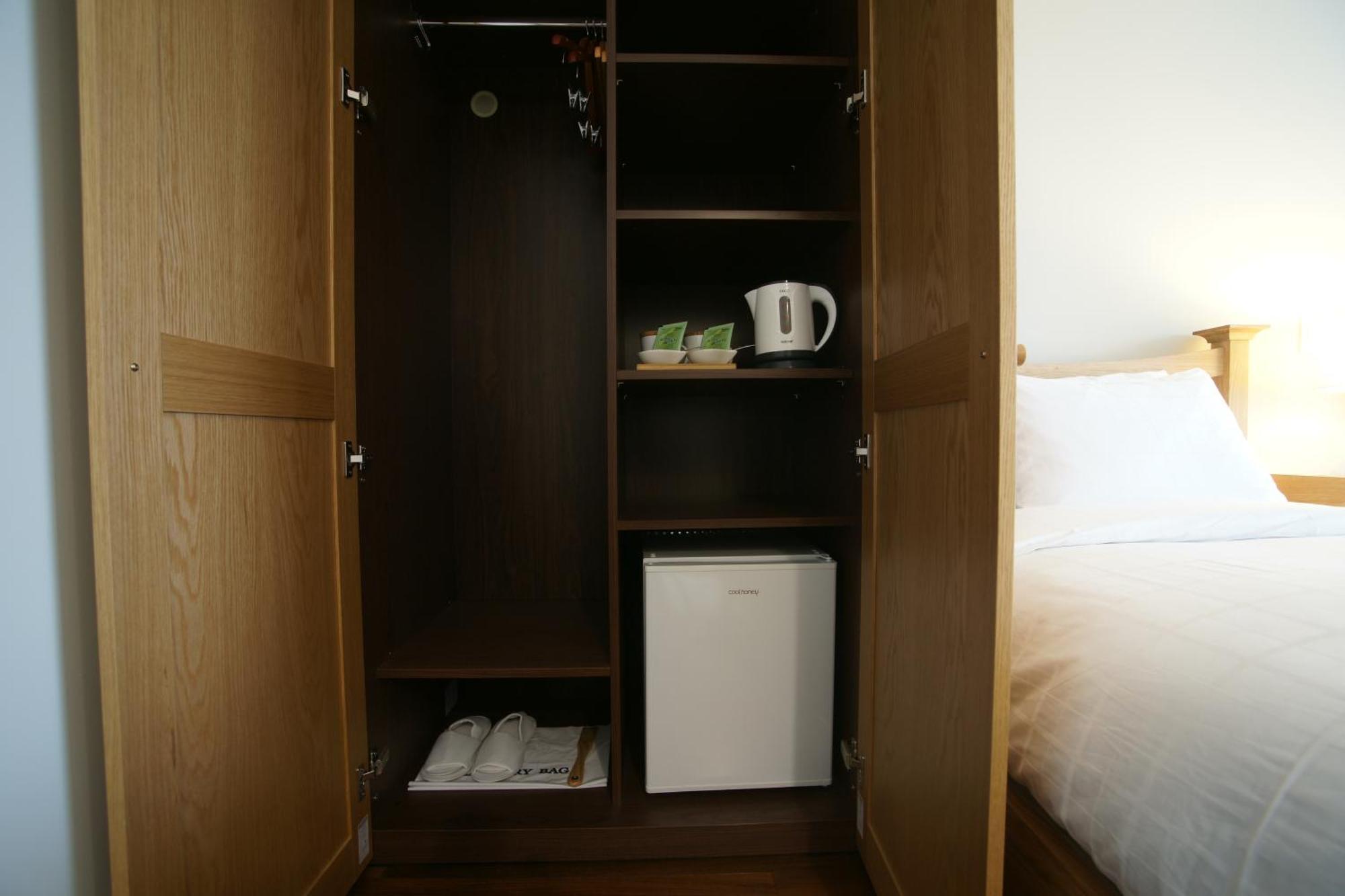 סאוגוויפו Illeinn Hotel מראה חיצוני תמונה