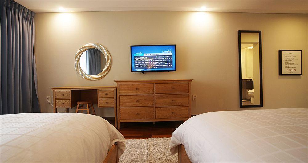 סאוגוויפו Illeinn Hotel מראה חיצוני תמונה