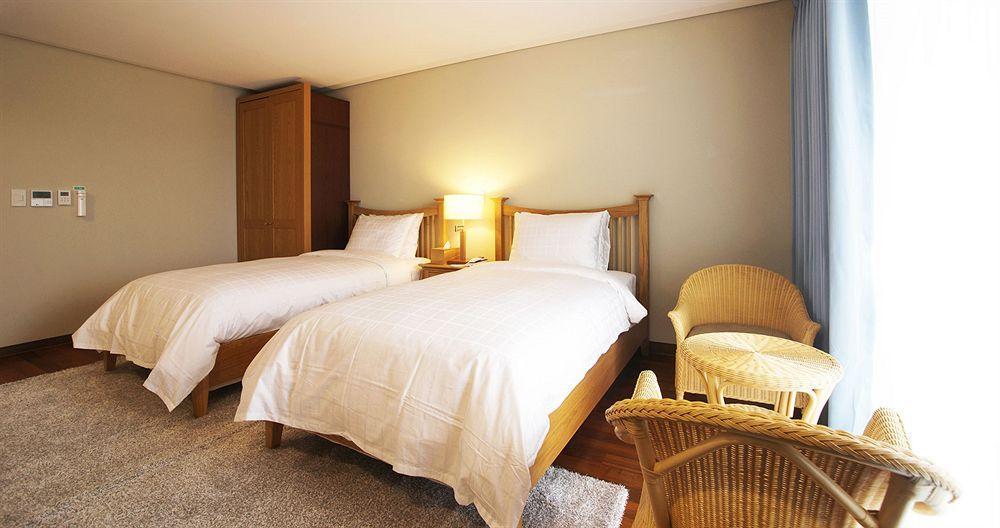 סאוגוויפו Illeinn Hotel מראה חיצוני תמונה